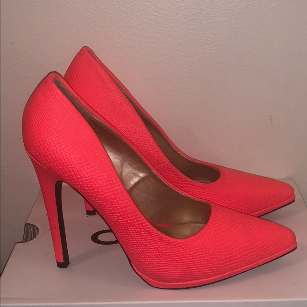 Neon Pink Charlotte Russe Pumps
